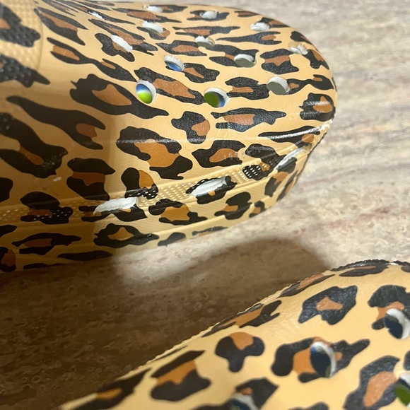 Animal print (leopard print) platform clogs - Picture 9 of 12